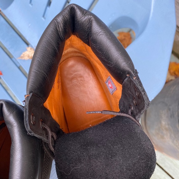 Black Timberlands - Picture 5 of 6